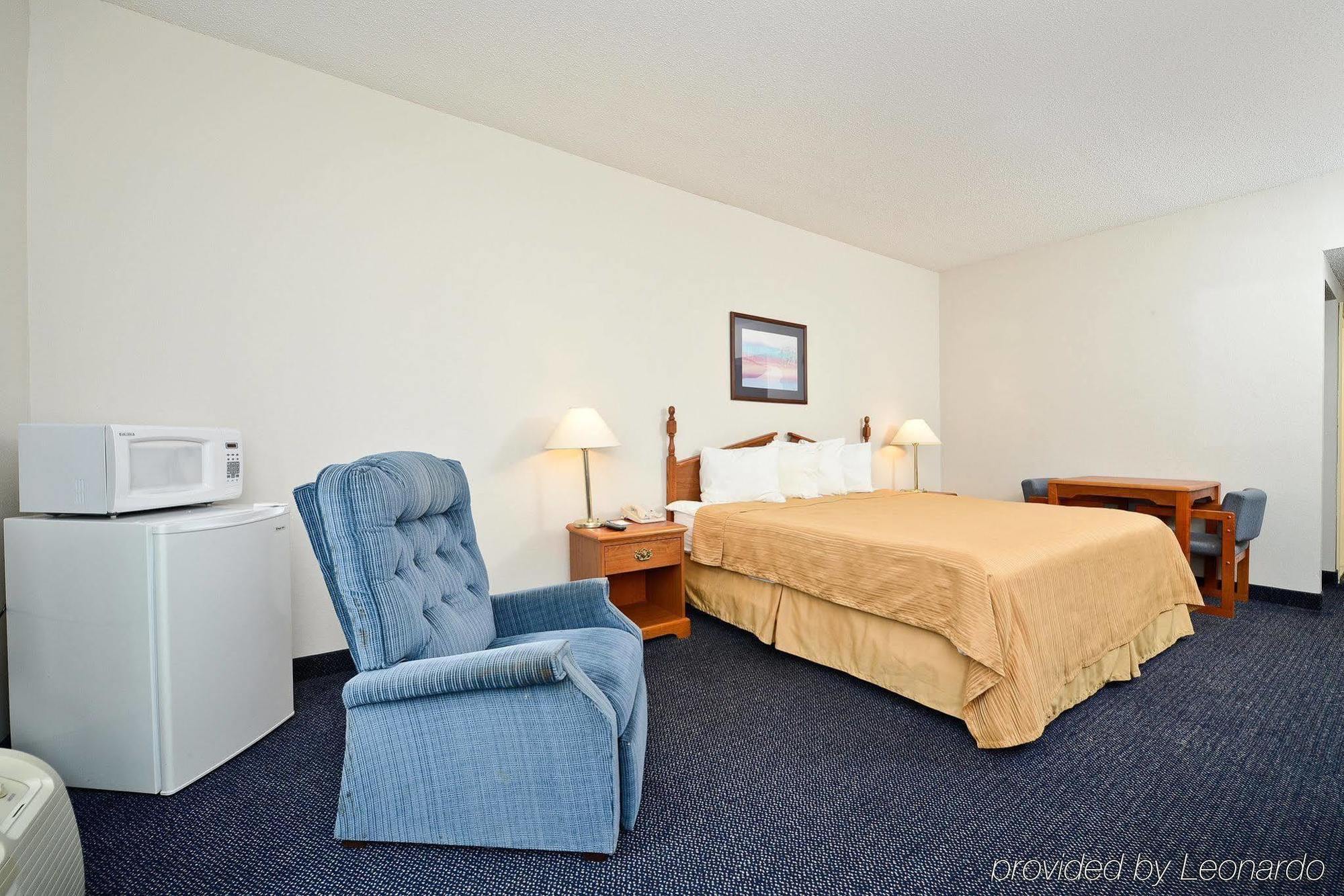 Red Roof Inn & Suites Austin East - Manor Pokoj fotografie