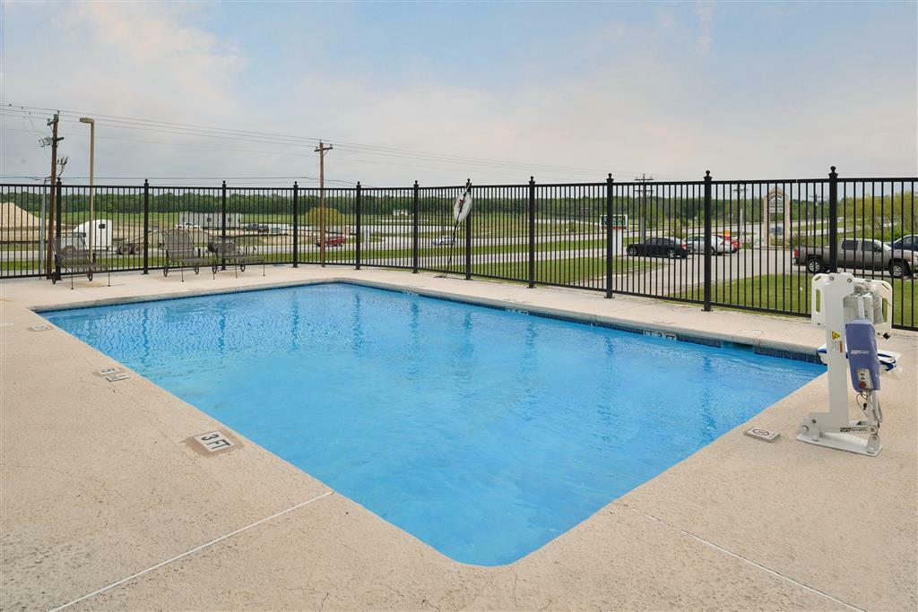Red Roof Inn & Suites Austin East - Manor Zařízení fotografie
